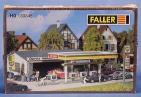 130345 Faller Ho Bp Gas Station With Service Bay 6-1/4 X 3-5/8 Inch 15.8 9.6cm-sealed