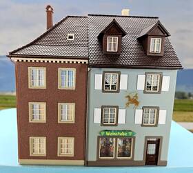 130414 Faller Ho Scale Built Models -two City Townhouses With Shops #130414