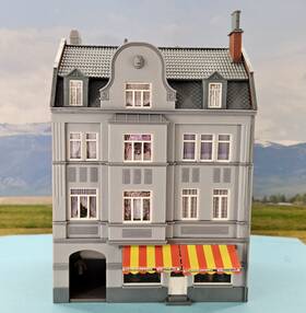 B-130915-c Faller 130915-c Ho Scale Built Model - Ornate City Town House With Shop #b-130915-c