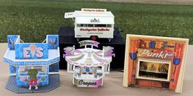 140442 Faller Four Older Ho Scale Built Concession Stands By Preiser And Kibri #140442
