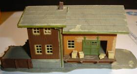 222117 Faller N Freight Terminal/warehouse With Loading Ramp - Read
