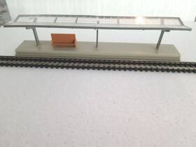 222119 Faller N-scale Station Platform With Transparent Roof