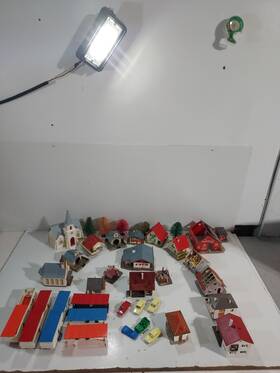 46-1217 Faller N Ho Gauge Model Railroad Scenery Lot Buildings Cars Detailed Houses Trees