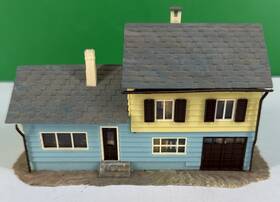 B-264 Faller Vintage Ho Scale Single Family Home Decent Condition