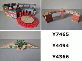 Y4366 Fisher-price 746775214845 Thomas And Friends Drawbridge Wacky Track Bridge Roundhouse Y7465 Y4494