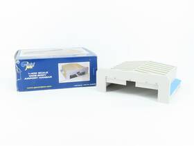 Geminijets 763116100018 1 400 Scale Gemini Jets Gjwbhgr Wide-body Airport Hanger