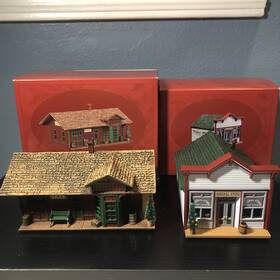 Hallmark 015012203875 The Hays Train Station And Mrs. Parkleys General 1994 Hallmark 015012203875 The Hays Train Station And Mrs. Parkleys General 1994