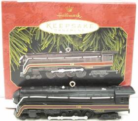 Qx6377 Hallmark Lionel 746 Norfolk And Western Steam Locomotive Keepsafe Ornament
