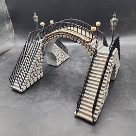 14-00038-033 Hawthorne Village Pedestrian Crossing Light Up Bridge Ho Scale Train Accessory