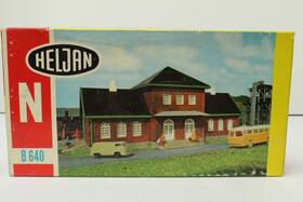 B-640 Heljan B 640 N Scale Sandy River Train Station Brick 2 Story Kit