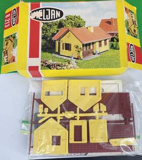 B213 Heljan Ho Villa Cottage Kit Made In Denmark Complete With Instructions And Bx