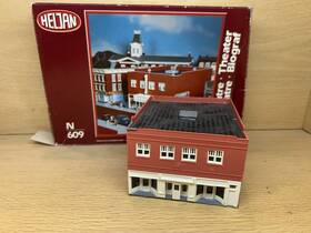 B609 Heljan 609 N Scale Theater Building Kit-partially Built