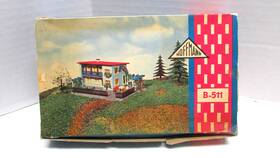 B-511 Hoffmann Vintage Ho Inch 2 Story House Plastic Model Kit #b-511