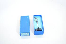 32136 Hornby Dublo Ed2 Double Arm Signal Boxed Not Tested 32136 Hornby Dublo Ed2 Double Arm Signal Boxed Not Tested