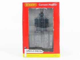 8711 Hornby N Scale Cement Hopper - Assembled