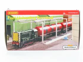R-9521 Hornby Ho 1/87 Scale R 9521 Skaledale Fuel Unloading Terminal