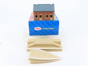 R9037 Hornby Ho Scale Inch Thomas And Friends Country Station