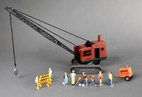 066201 Ihc Construction Crane And Crew - Life Like Rare Unusual