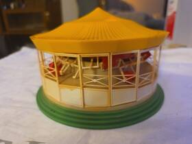 5211 Ihc Ho Scale Carousel Carnival Rise Fully Assembled Used
