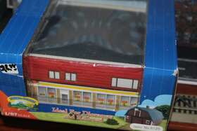 353-6125 Imex Ho Model Company Convenience Store - Assembled -perma-scene 6165 1/87 Built