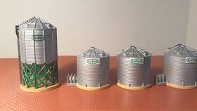 6345 Imex N 1/160 Scale Perma-scene 4 Sukup Grain Towers