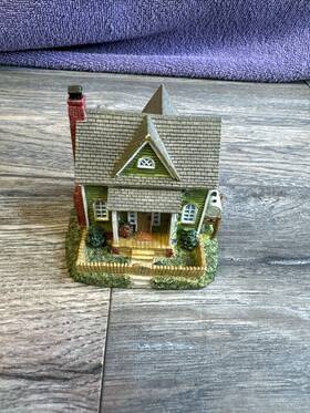 Ah182 International Resources Ah179 Hillside Farm Liberty Falls Village Miniature Building No Box Ah182 International Resources Ah179 Hillside Farm Liberty Falls Village Miniature Building No Box