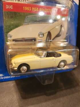236-01 Johnny Lightning British Invasion 1963 Mgb Roadster 1/64 New 236-01 Johnny Lightning British Invasion 1963 Mgb Roadster 1/64 New