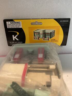 6-21384 K-line Service Station With Pumps O Scale Open/new Complete