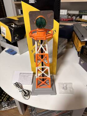 6-22492 K-line Lionel O / 027 Gauge Airport Revolving Beacon Search Light Ln/ob