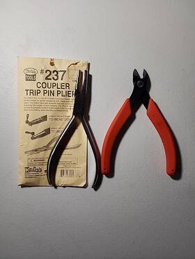 Kadee 765484002376 #237 Coupler Trip Pin Pliers Track Cutters Ho Scale Kadee 765484002376 #237 Coupler Trip Pin Pliers Track Cutters Ho Scale