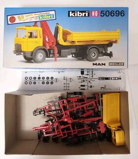 2-axle Kibri 10696 50696 Ho Man Tractor With Meiller Crane And Roll On/roll Off Flat Bed
