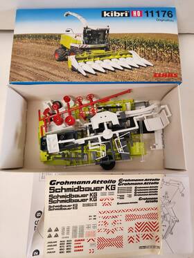 11176 Kibri Ho Class Jaguar 900 Combine With Corn Harvester - 1 87 Kit