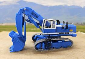 11262 Kibri Built Ho Scale Liebherr Track Excavator 974 With Large Bucket #11262