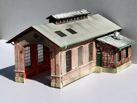 39436 Kibri Ho Built Building Loco Engine Shed Eschbronn Weathered
