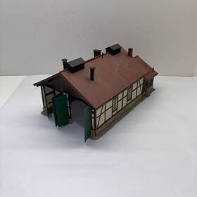 39438 Kibri Double Track Engine Shed