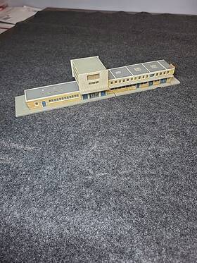 7400 Kibri N Scale German Train Station Fully Built Up Need Repairs