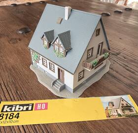8184 Kibri Ho Scale Model Train Set Building Villa Family House 1980s Pre-built