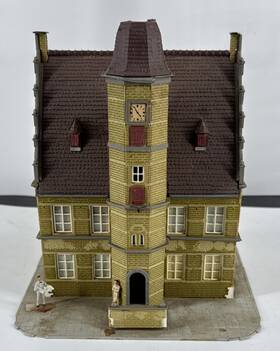B-8300 Kibri 8300 Rathaus Town Hall Ho Model Built Already With Added Details B-8300 Kibri 8300 Rathaus Town Hall Ho Model Built Already With Added Details