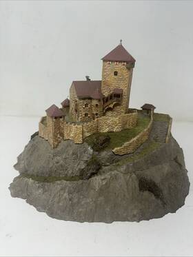 R110611 Kibri N 091 Stone Castle With Landscaping R110611 Kibri N 091 Stone Castle With Landscaping