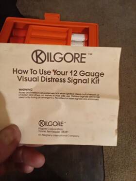 16.021 Kilgore 16.021/22/0 12 Gauge Visual Distress Signal Kit