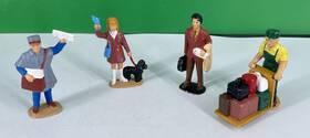 5229 Lgb Train Station Patrons / Workers With Cart And Luggage G Scale Figures 5229 Lgb Train Station Patrons / Workers With Cart And Luggage G Scale Figures
