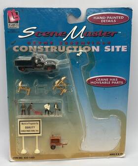 433-1322 Life-like Ho Construction Site Scene Master Crane Workers Truck Signs Generator No