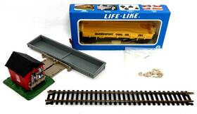 582967 Life-like Ho Scale Gravel Dump Station Mckeesport Coal Co Dumping Car #8591