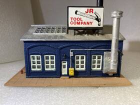 647b5024-1 Life-like N Scale Industrial Building Inch Jr Tool Company