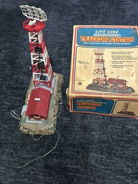 Cnsg-store-08708 Life-like Ho #08708 Tracking Station With Rotating Radar Screen - Preowned