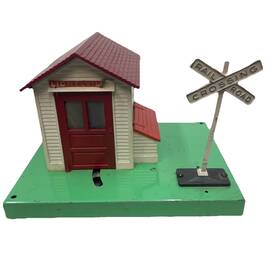 06-145 Lionel 145 Automatic Gateman With Box Postwar Tested