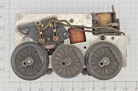 2035-100 Lionel Magne-traction Motor Assembly -1950 Model