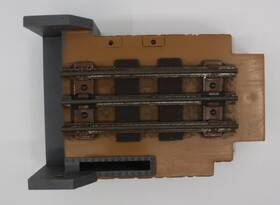 2317-61x Lionel Drawbridge Tilt Bridge Pivot Base/track Shell Only 2317-61x Lionel Drawbridge Tilt Bridge Pivot Base/track Shell Only