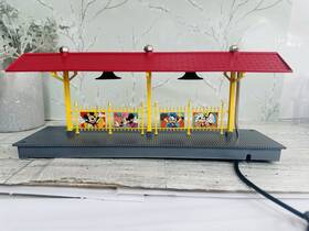 2329190 Lionel O Assembled Disney Lighted Station Platform Please Read Broken
