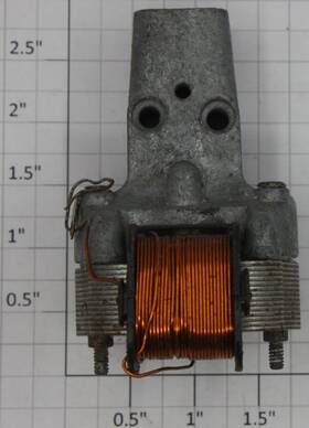2333m-2 Lionel Motor Housing Assembly With Bearings - Fits 2333 2343